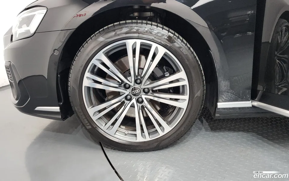 Audi A8 55 TFSI LWB 2025 — миниатюра 5