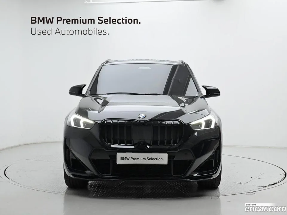 BMW X1 M35i xDrive 2025 — миниатюра 3