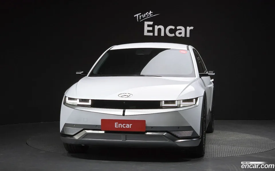 Hyundai Ioniq 5 2023 — миниатюра 3