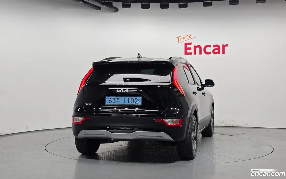 Kia Niro EV 2023 — миниатюра 4