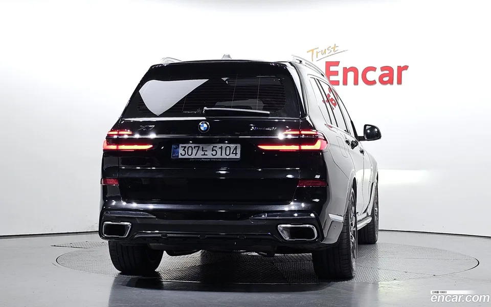 BMW X7 xDrive 40i M 7 2025 — миниатюра 4