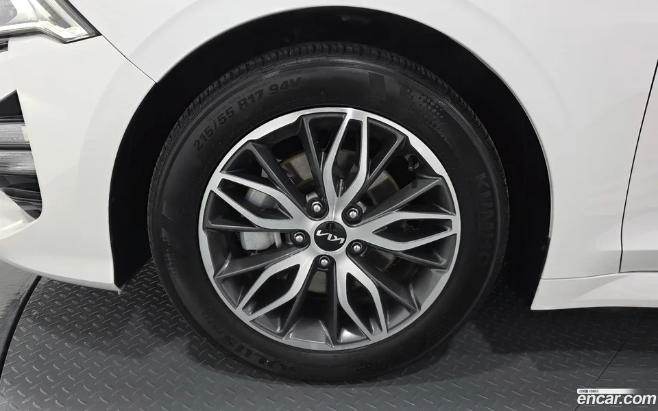 Kia K5 2.0 2023 — миниатюра 2