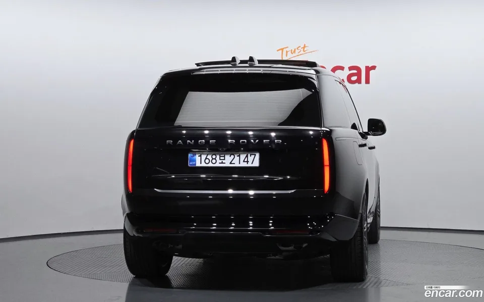 Land Rover Range Rover P530 AB LWB 2025 — миниатюра 4
