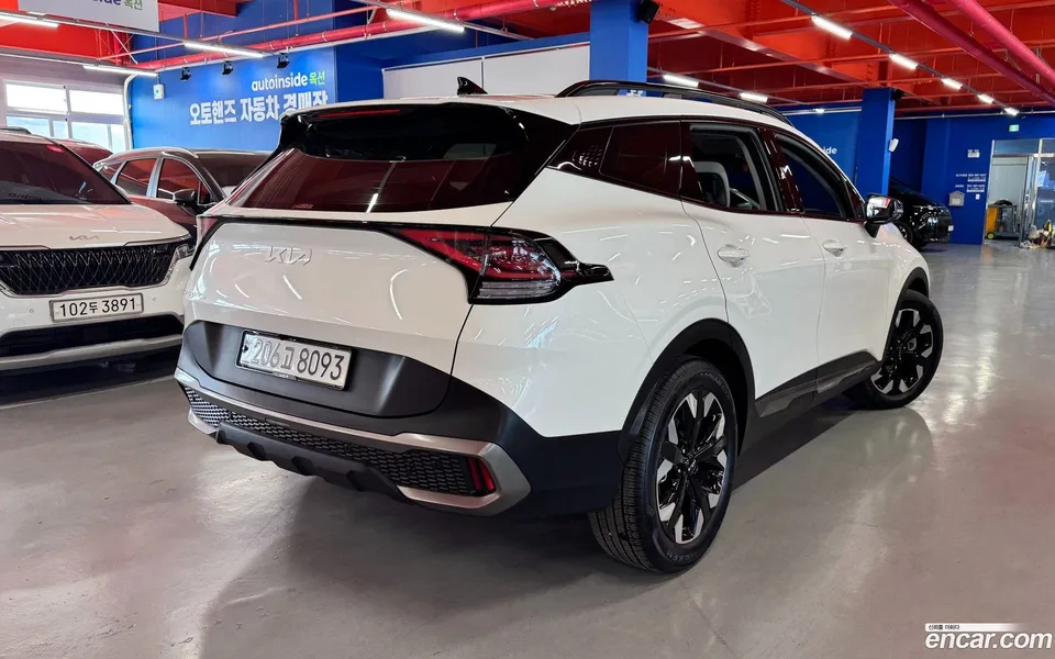 Kia Sportage 1.6 2WD 2023 — миниатюра 4
