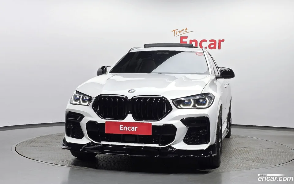 BMW X6 xDrive40i M 2023 — миниатюра 3
