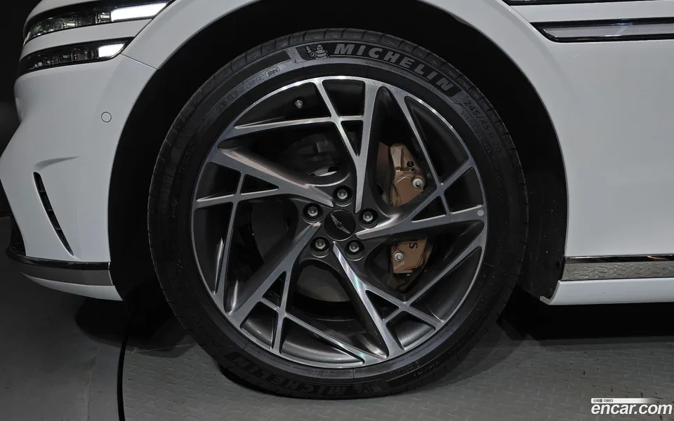 Genesis G90 3.5 e-S/C AWD 2025 — миниатюра 2