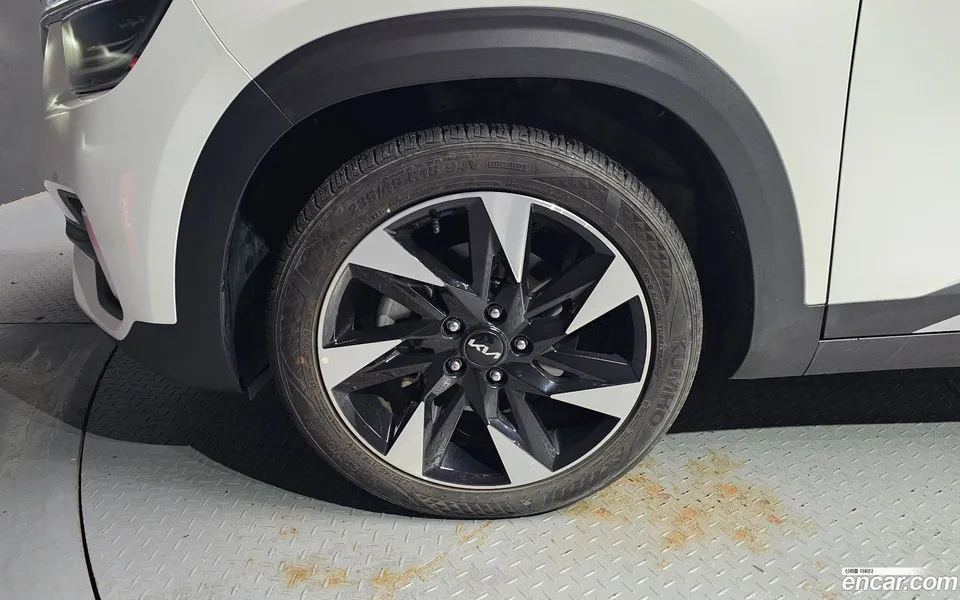 Kia Seltos 1.6 2WD 2022 — миниатюра 5