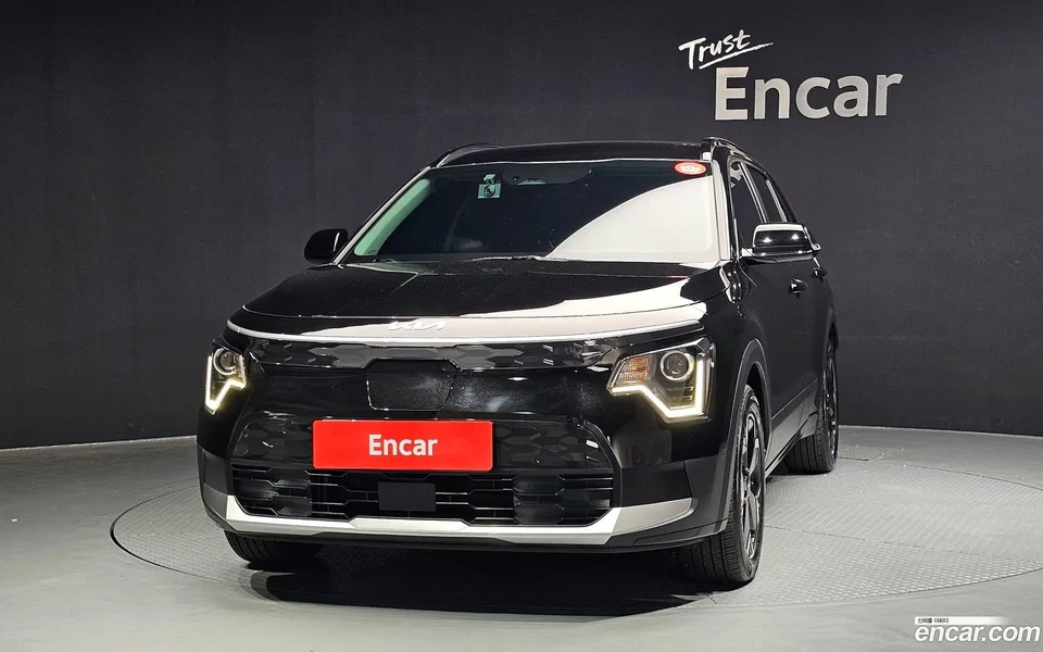 Kia Niro EV 2023 — миниатюра 3