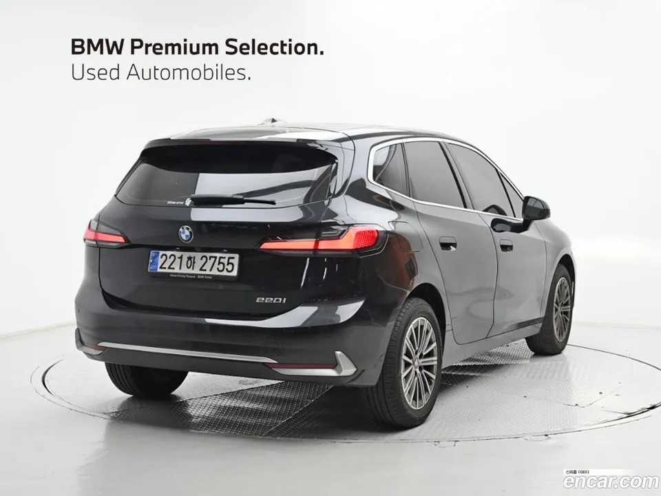 BMW 2 Series Active Tourer 220i 2023 — миниатюра 2