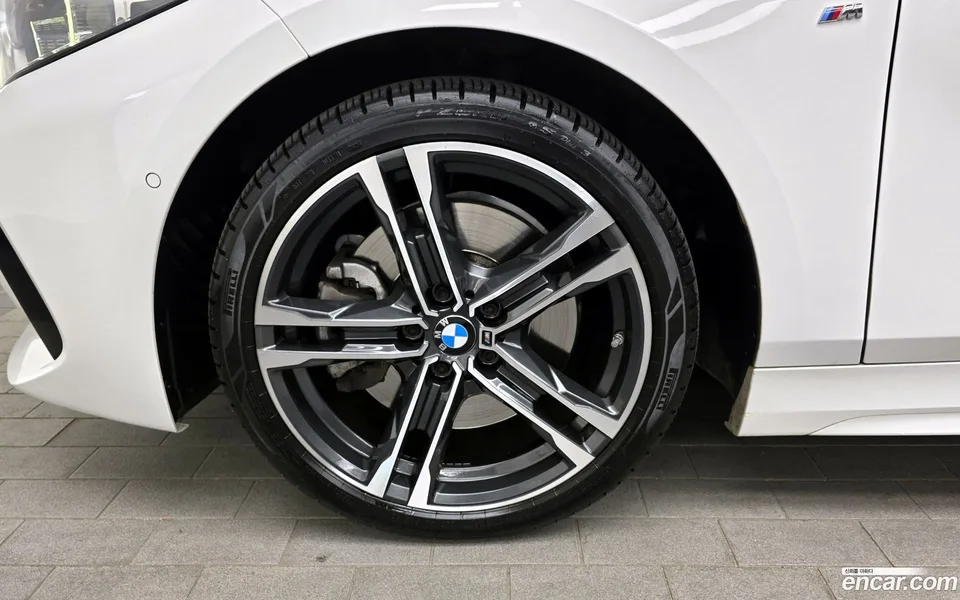 BMW 1 Series 120i M 2022 — миниатюра 5