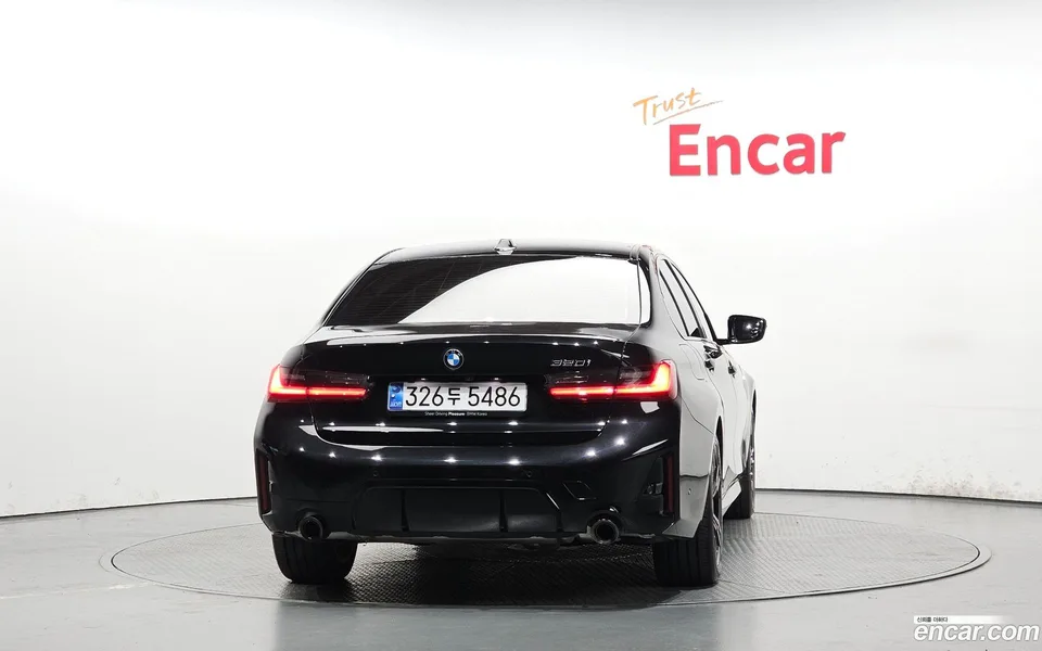 BMW 3 Series 320i M 2024 — миниатюра 4