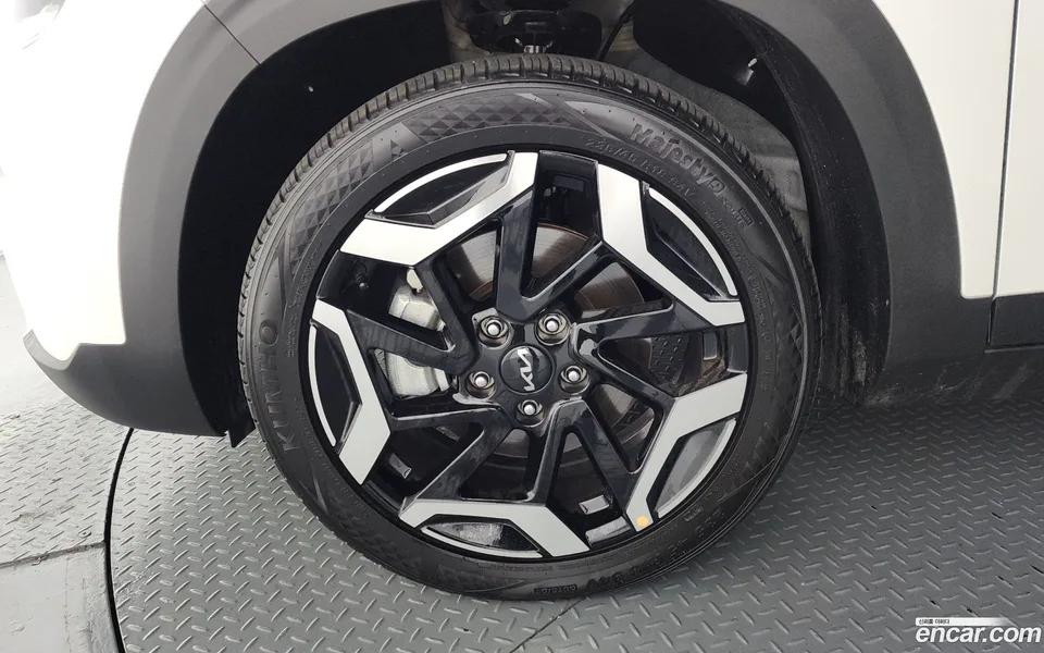 Kia Seltos 1.6 4WD 2022 — миниатюра 5