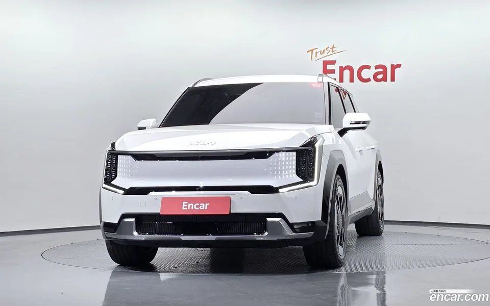 Kia EV9 4WD 2023 — миниатюра 3