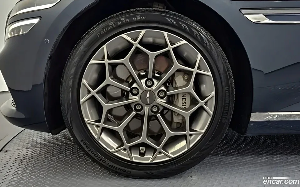 Genesis G80 2.5 2WD 2023 — миниатюра 2