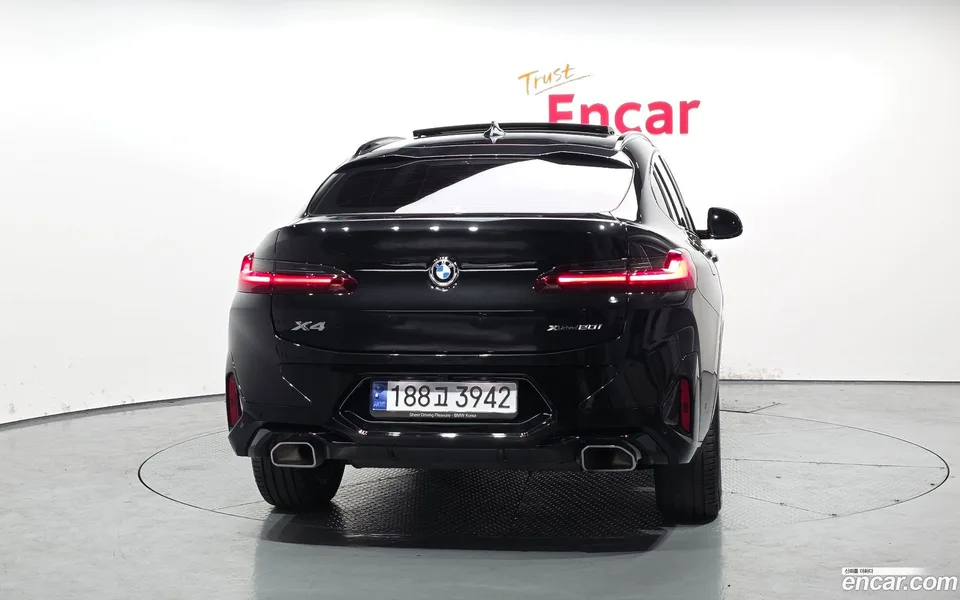 BMW X4 xDrive20i M 2023 — миниатюра 4