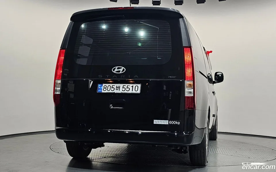 Hyundai Staria 5 2024 — миниатюра 4