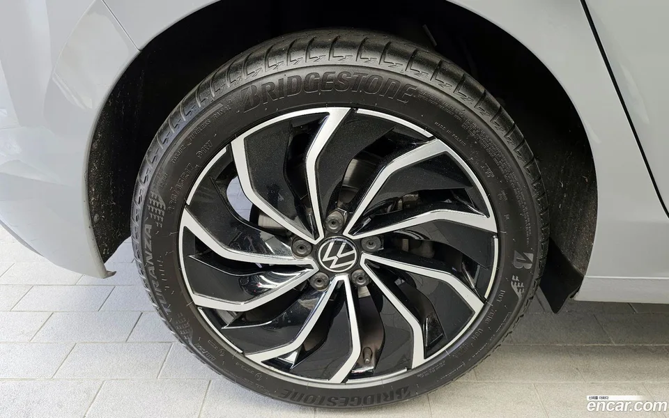 Volkswagen Golf 2.0 TDI 2023 — миниатюра 2