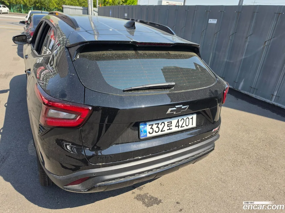 Chevrolet Trax Crossover 1.2 RS 2023 — миниатюра 4