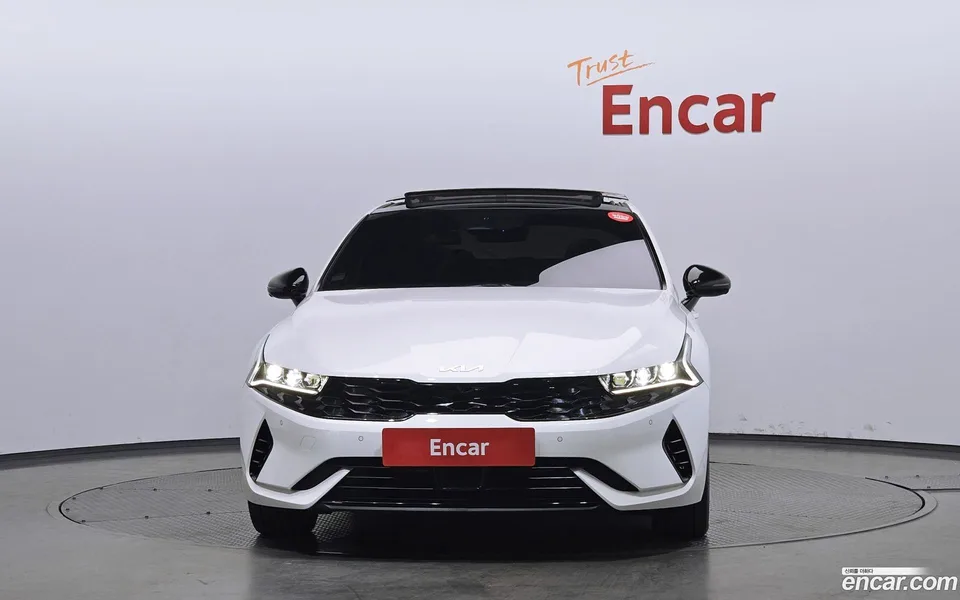 Kia K5 Hybrid 2023 — миниатюра 3