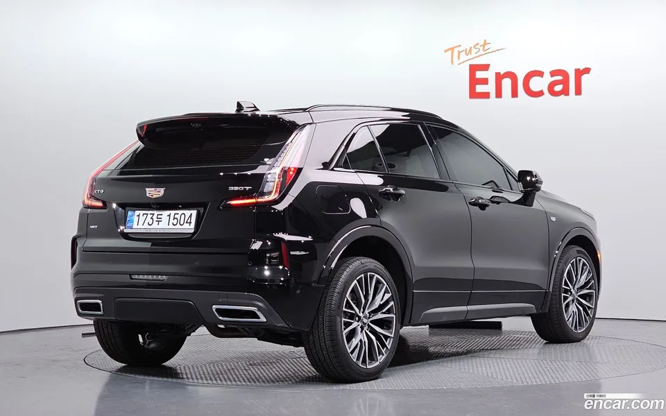 Cadillac XT4 2.0 AWD 2024 — миниатюра 2