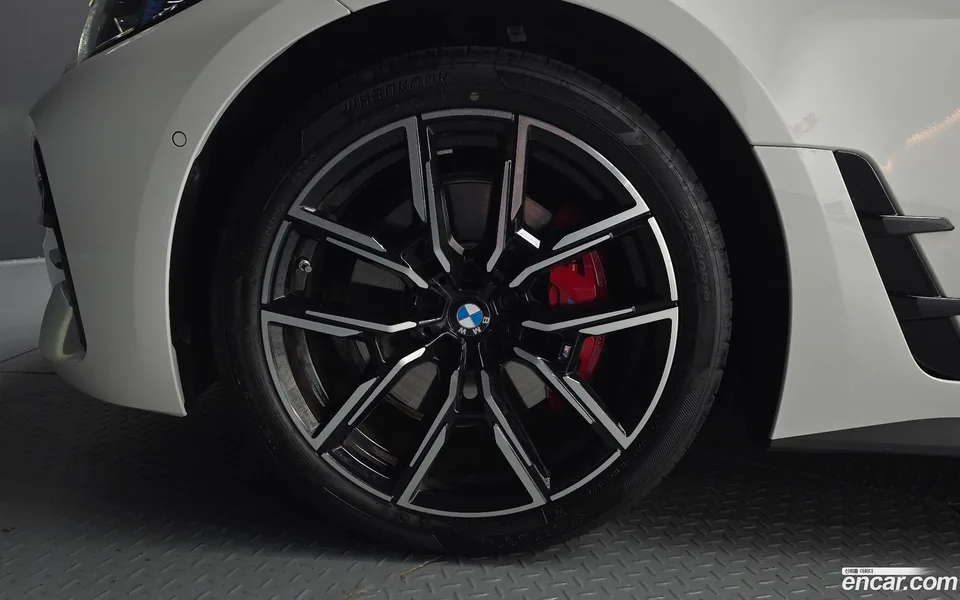 BMW 4 Series 420i M 2025 — миниатюра 2