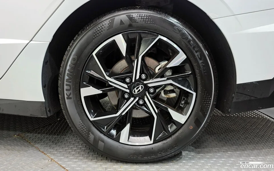 Hyundai Sonata The Edge 2.0 2024 — миниатюра 2
