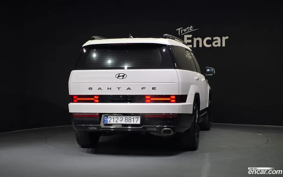 Hyundai SantaFe 2.5T 2WD 2023 — миниатюра 4