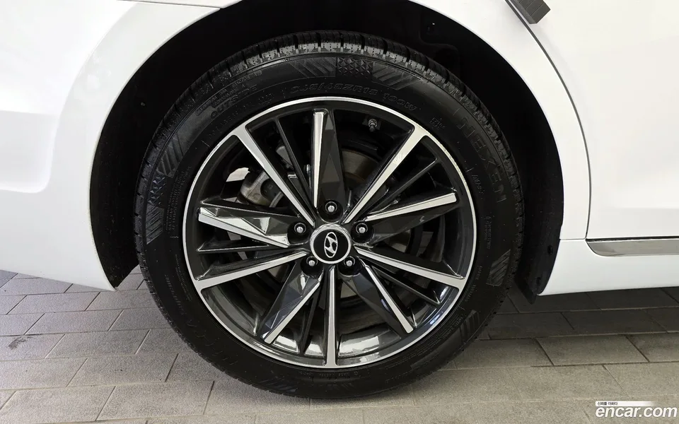 Hyundai Grandeur IG 2.5 2022 — миниатюра 2