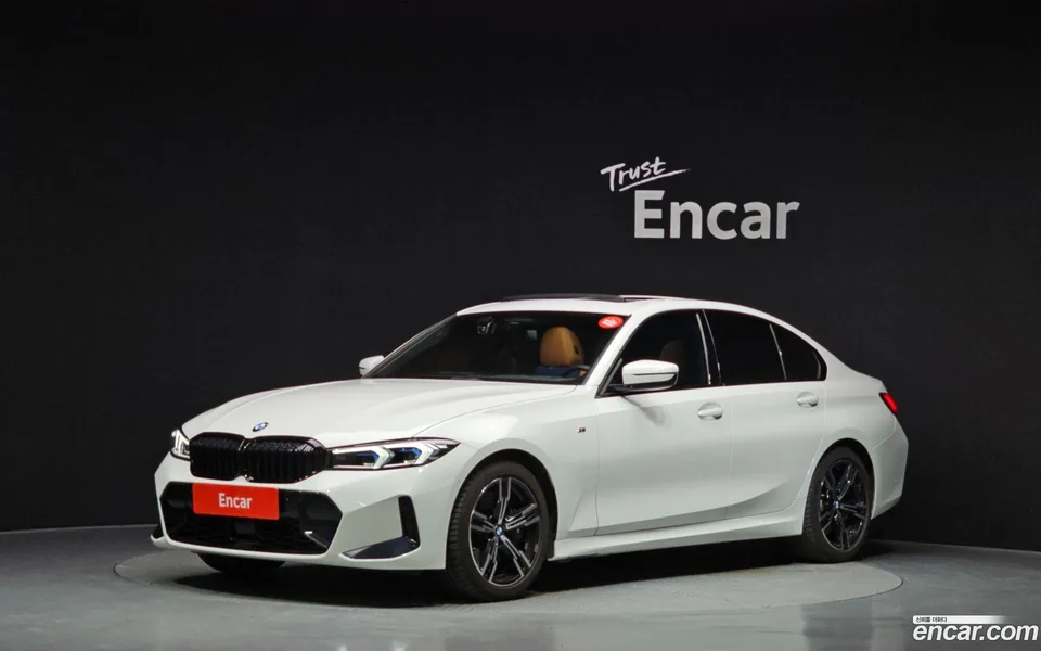 BMW 3 Series 320i M 2024 — фото 1, купить с доставкой в Москву