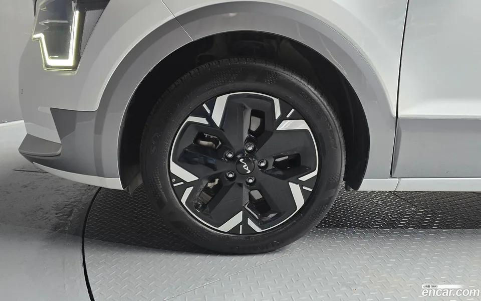 Kia Niro EV 2024 — миниатюра 2