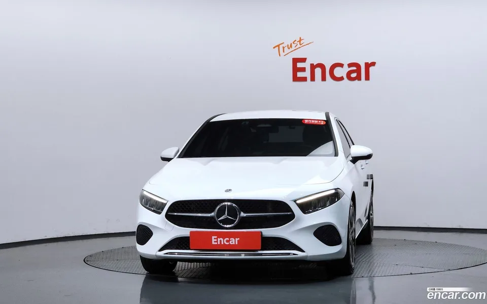 Mercedes-Benz A-Class A220 2024 — миниатюра 3