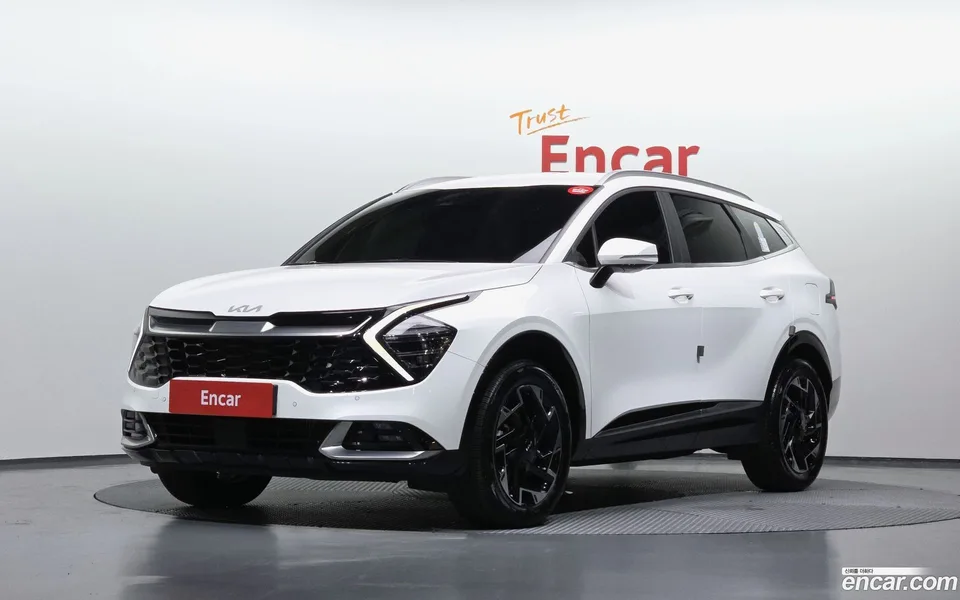 Kia Sportage 1.6 2WD 2024 — фото 1, купить с доставкой в Москву