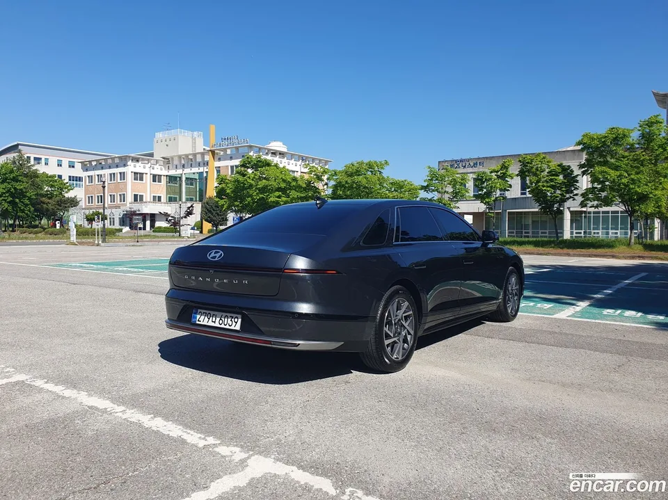 Hyundai Grandeur 2.5 2WD 2025 — миниатюра 2