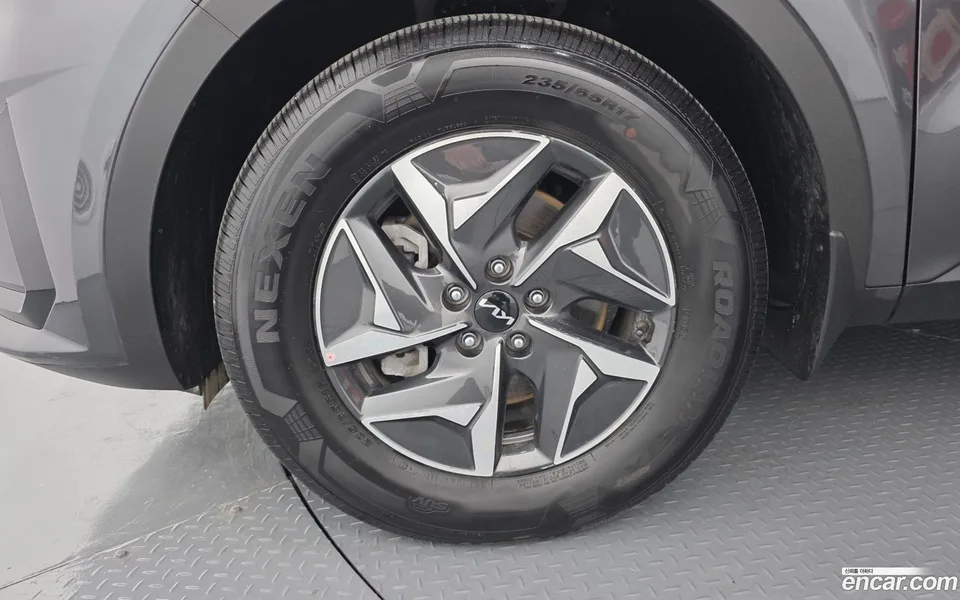 Kia Sorento HEV 1.6 4WD 2023 — миниатюра 5