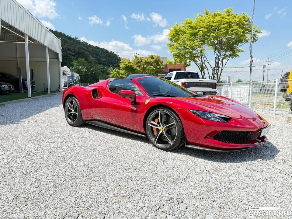 Ferrari 296 GTS 3.0 V6 2024 — миниатюра 4