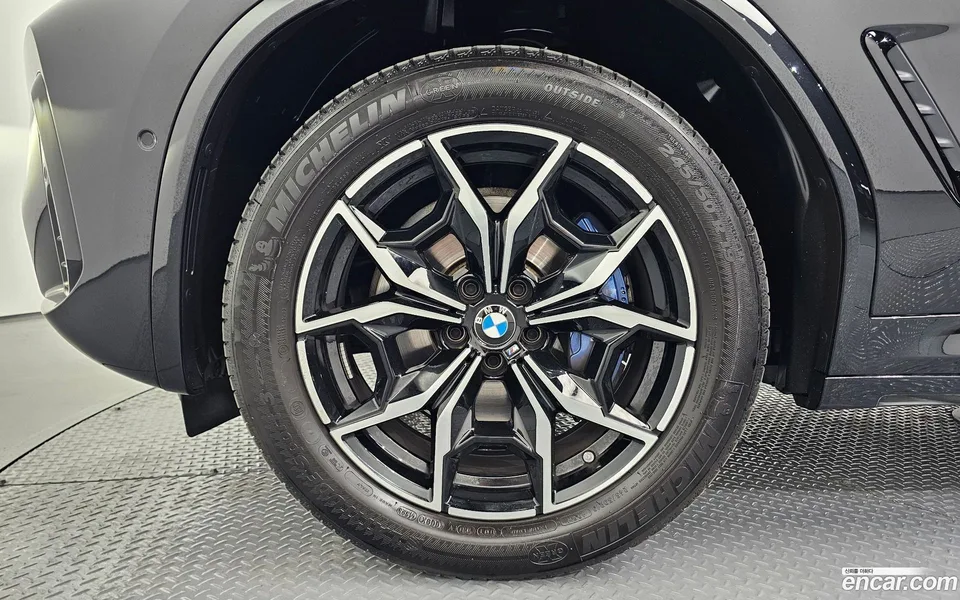 BMW X4 xDrive20d M 2024 — миниатюра 5