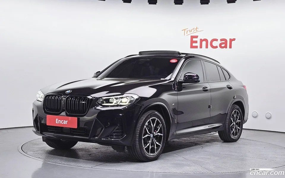 BMW X4 xDrive20d M 2024 — фото 1, купить с доставкой в Москву