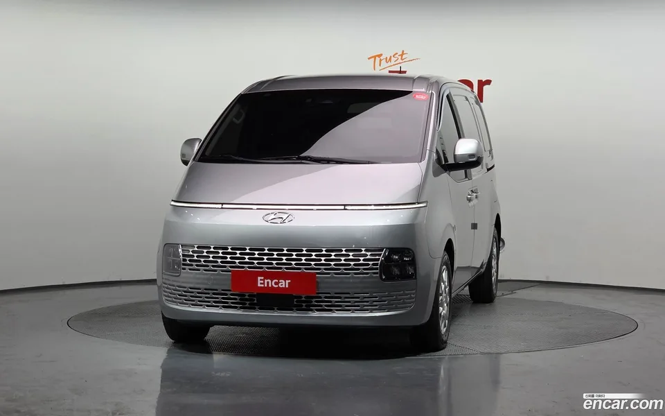 Hyundai Staria 3 2022 — миниатюра 3