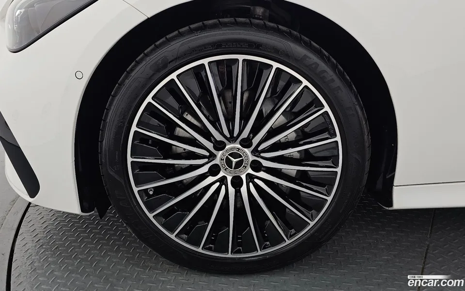 Mercedes-Benz CLE-Class CLE200 2025 — миниатюра 2