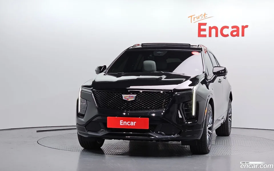 Cadillac XT4 2.0 AWD 2024 — миниатюра 3