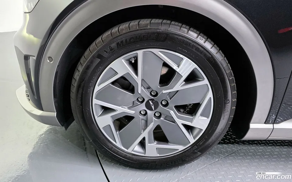 Genesis GV60 2022 — миниатюра 5