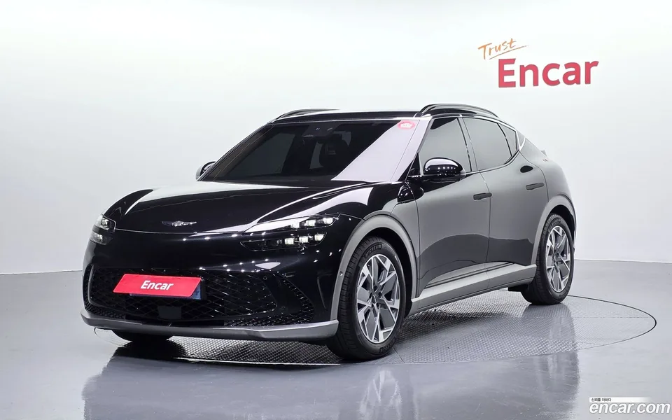 Genesis GV60 2022 — фото 1, купить с доставкой в Москву