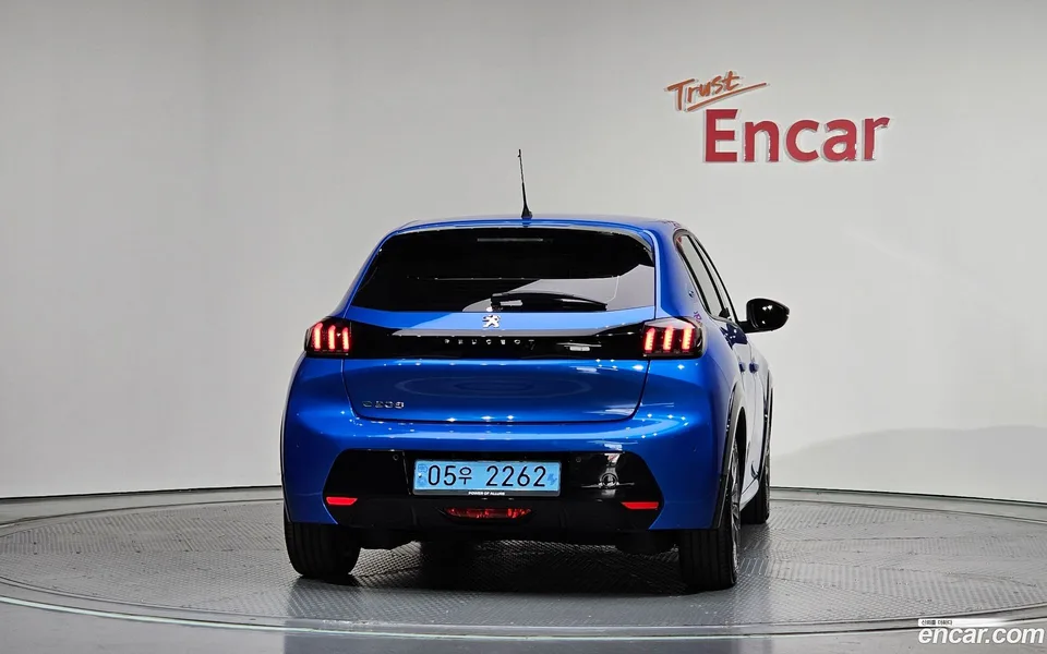 Peugeot e-208 2022 — миниатюра 4