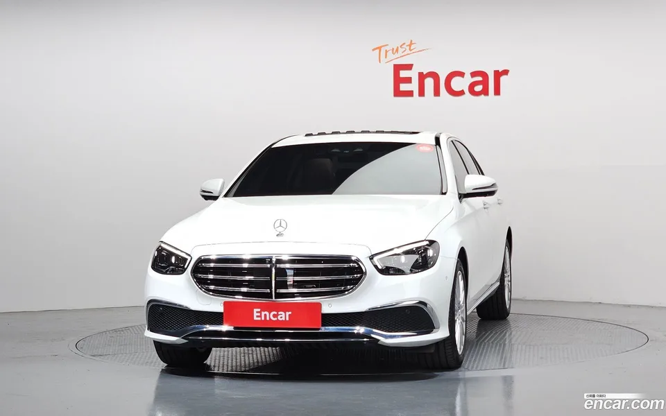 Mercedes-Benz E-Class E250 2023 — миниатюра 3
