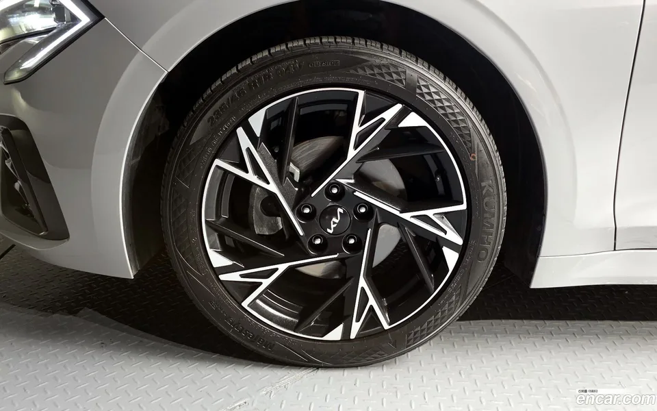 Kia K5 2.0 LPi() 2025 — миниатюра 2