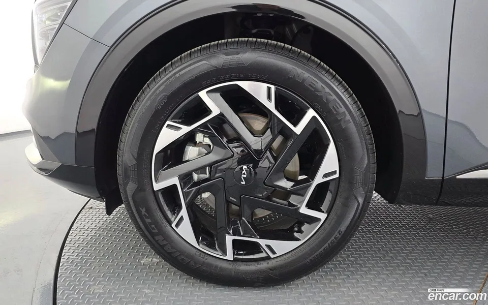 Kia Sportage 1.6 2WD 2024 — миниатюра 5