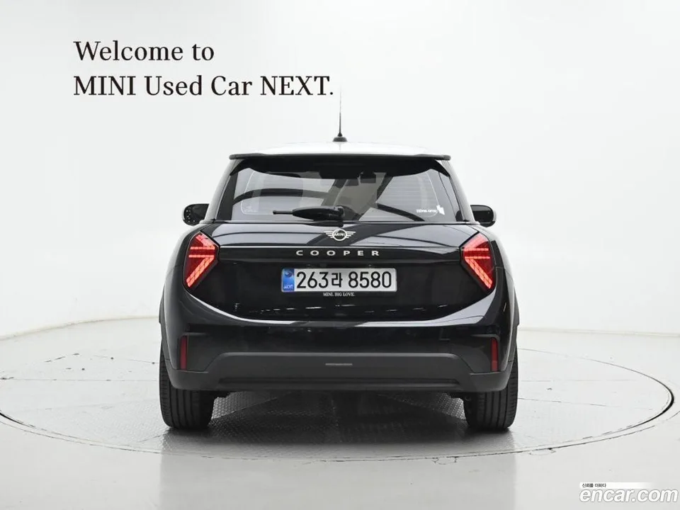 MINI Cooper C 2025 — миниатюра 4