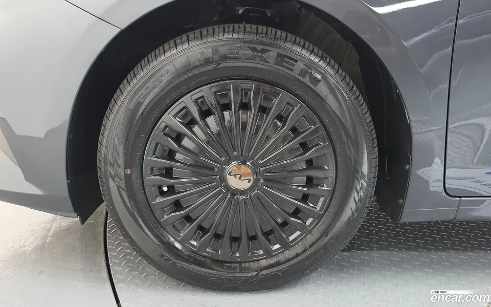 Kia K3 1.6 2023 — миниатюра 5
