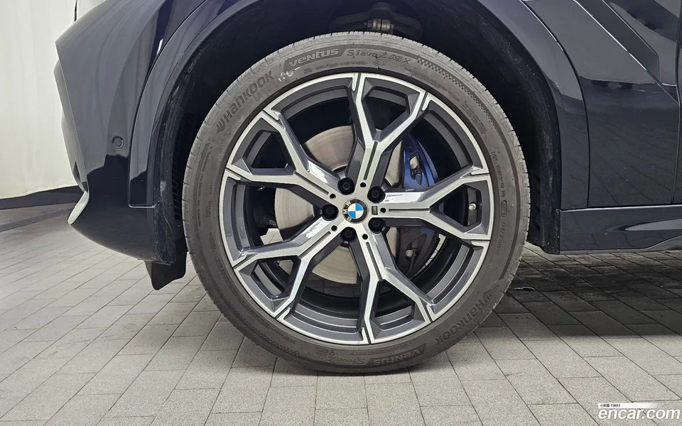 BMW X6 xDrive40i M 2022 — миниатюра 5