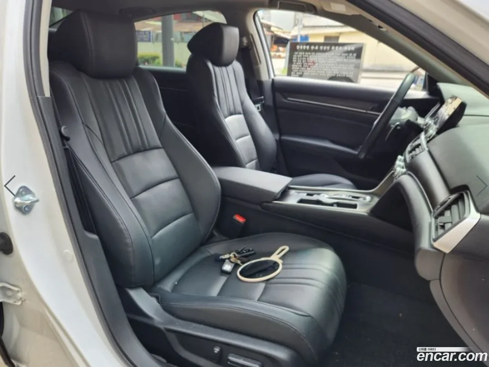 Honda Accord 2.0 2022 — миниатюра 2